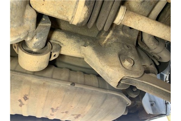 Recambio de puente trasero para kia sportage (km) 2.0 crdi referencia OEM IAM 626052E601 626050Z510 