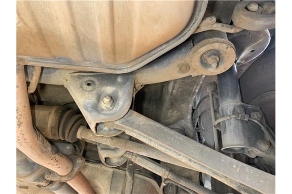 Recambio de puente trasero para kia sportage (km) 2.0 crdi referencia OEM IAM 626052E601 626050Z510 