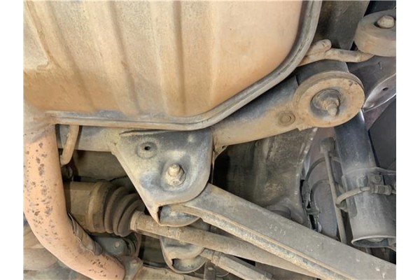 Recambio de puente trasero para kia sportage (km) 2.0 crdi referencia OEM IAM 626052E601 626050Z510 