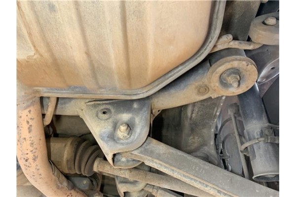 Recambio de puente trasero para kia sportage (km) 2.0 crdi referencia OEM IAM 626052E601 626050Z510 