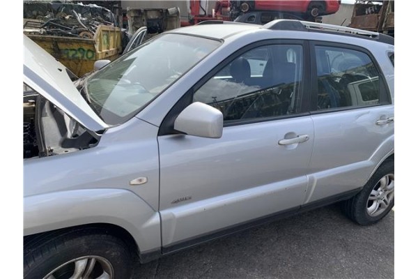 Recambio de puerta delantero izquierda para kia sportage (km) 2.0 crdi referencia OEM IAM 760031F050  