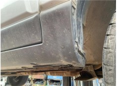 Recambio de spoiler talonera lat. derecha para kia sportage (km) 2.0 crdi referencia OEM IAM 877521F000  