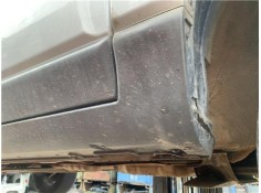 Recambio de spoiler talonera lat. derecha para kia sportage (km) 2.0 crdi referencia OEM IAM 877521F000  