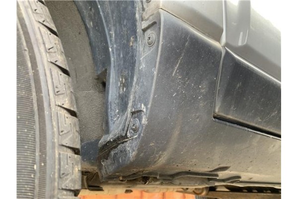 Recambio de spoiler talonera lat. izquierda para kia sportage (km) 2.0 crdi referencia OEM IAM 877511F000  