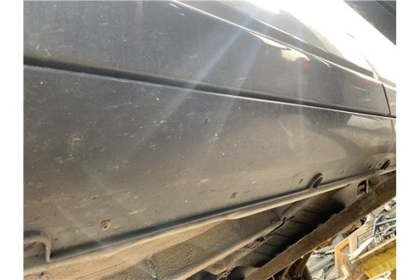 Recambio de spoiler talonera lat. izquierda para kia sportage (km) 2.0 crdi referencia OEM IAM 877511F000  