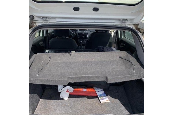 Recambio de bandeja trasero para fiat punto / grande punto (199) 1.4 referencia OEM IAM 735493032  