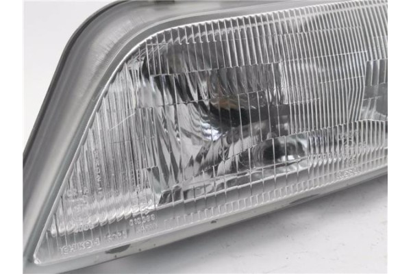 Recambio de faro delantero izquierdo para nissan maxima qx (a32) 2.0 referencia OEM IAM 2606044U25 2606045U25 