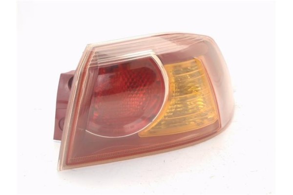 Recambio de piloto trasero derecho para mitsubishi lancer berlina/ familiar (cs0a/w) vii 2.0 di-d referencia OEM IAM 8330A556  