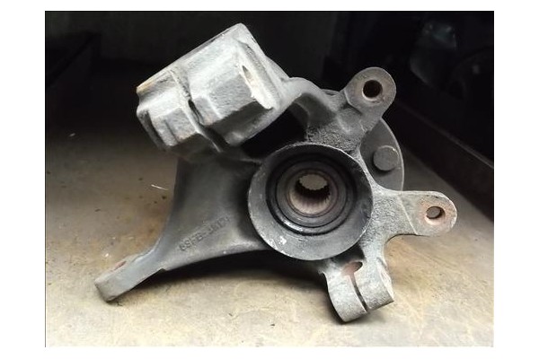 Recambio de mangueta delantero izquierda para ford courier 1.8 d referencia OEM IAM   