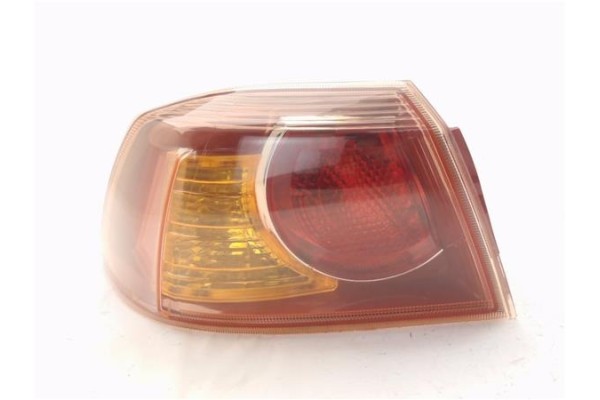 Recambio de piloto trasero izquierdo para mitsubishi lancer berlina/ familiar (cs0a/w) vii 2.0 di-d referencia OEM IAM 8330A555 