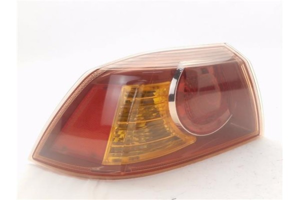 Recambio de piloto trasero izquierdo para mitsubishi lancer berlina/ familiar (cs0a/w) vii 2.0 di-d referencia OEM IAM 8330A555 