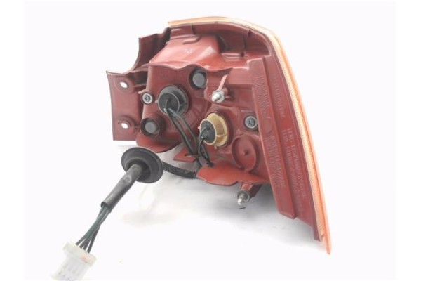 Recambio de piloto trasero izquierdo para mitsubishi lancer berlina/ familiar (cs0a/w) vii 2.0 di-d referencia OEM IAM 8330A555 