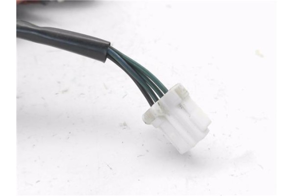 Recambio de piloto trasero izquierdo para mitsubishi lancer berlina/ familiar (cs0a/w) vii 2.0 di-d referencia OEM IAM 8330A555 