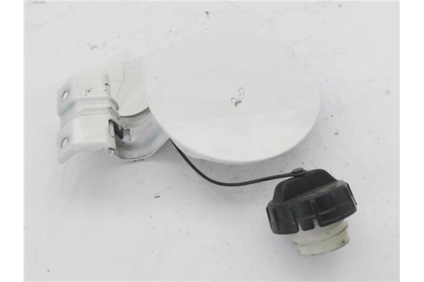 Recambio de tapa exterior combustible para mitsubishi lancer berlina/ familiar (cs0a/w) vii 2.0 di-d referencia OEM IAM 5940A088