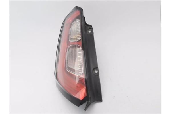 Recambio de piloto trasero izquierdo para fiat punto / grande punto (199) 1.4 referencia OEM IAM 51895399 02040199900010 