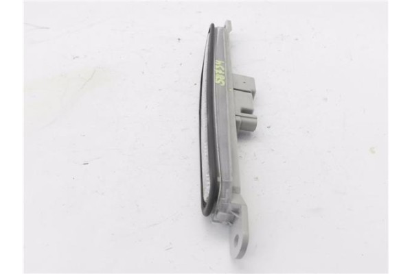Recambio de luz central de freno para mitsubishi lancer berlina/ familiar (cs0a/w) vii 2.0 di-d referencia OEM IAM 8334A065  
