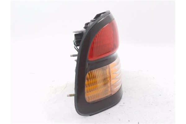 Recambio de piloto trasero izquierdo para nissan maxima qx (a32) 2.0 referencia OEM IAM 265553L125 265553L126 