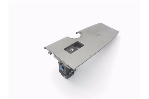 Recambio de mando elevalunas trasero derecho para tata safari (42_fd) 2.1 referencia OEM IAM 180707 MAT403095822LDICOR05128CV 