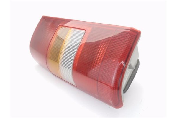 Recambio de piloto trasero izquierdo para peugeot expert (224) 2.0 hdi referencia OEM IAM 6350E6  