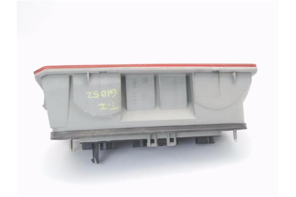 Recambio de piloto trasero izquierdo para peugeot expert (224) 2.0 hdi referencia OEM IAM 6350E6  