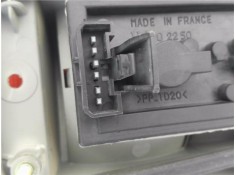 Recambio de piloto trasero izquierdo para peugeot expert (224) 2.0 hdi referencia OEM IAM 6350E6  