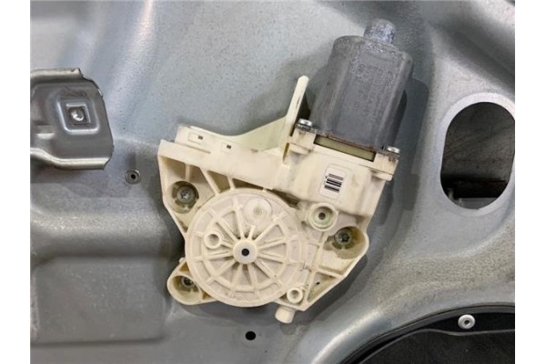Recambio de elevalunas electrico delantero izquierdo para ford focus ii ranchera familiar (daw_) 1.8 tdci referencia OEM IAM 4M5