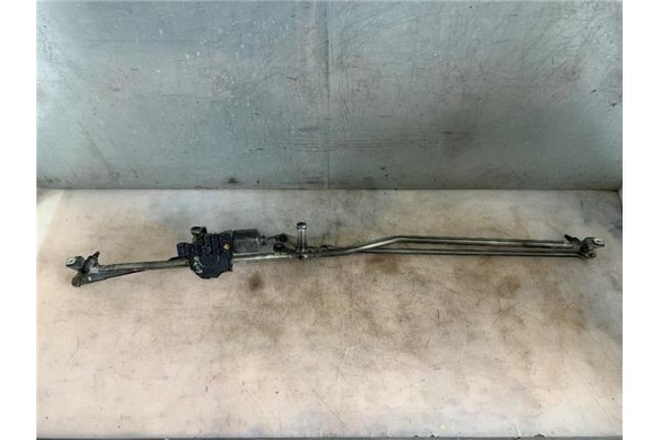 Recambio de motor limpiaparabrisas delantero para peugeot 308 1.6 confort referencia OEM IAM 0390241869  