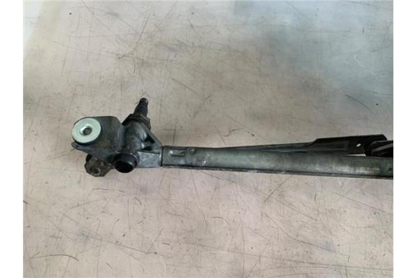 Recambio de motor limpiaparabrisas delantero para peugeot 308 1.6 confort referencia OEM IAM 0390241869  