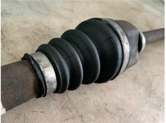 Recambio de palier delantero derecho para peugeot 308 1.6 confort referencia OEM IAM 3273QK  