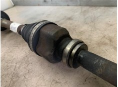 Recambio de palier delantero derecho para peugeot 308 1.6 confort referencia OEM IAM 3273QK  