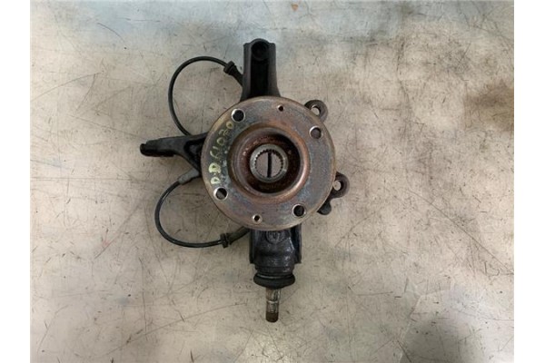 Recambio de mangueta delantero derecha para peugeot 308 1.6 confort referencia OEM IAM 364796  