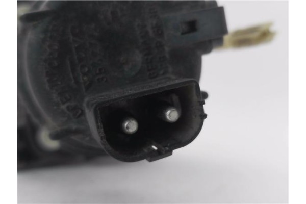 Recambio de faro antiniebla derecho para volvo c70 coupe 2.3 t referencia OEM IAM 8618588  