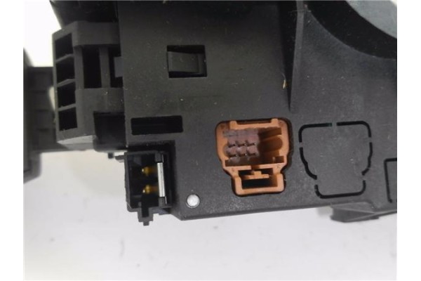 Recambio de mando intermitencia para peugeot 207 1.6 hdi referencia OEM IAM 96630732XT  