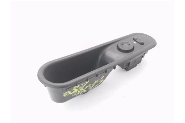 Recambio de mando retrovisor electrico para citroen saxo 1.5 d image referencia OEM IAM 9623553677  