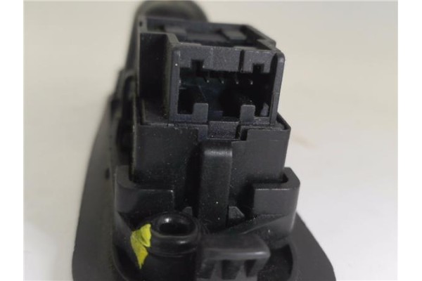 Recambio de mando retrovisor electrico para citroen saxo 1.5 d image referencia OEM IAM 9623553677  