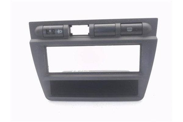 Recambio de embellecedor consola central para kia picanto (sa) 1.1 active referencia OEM IAM SA84602A  