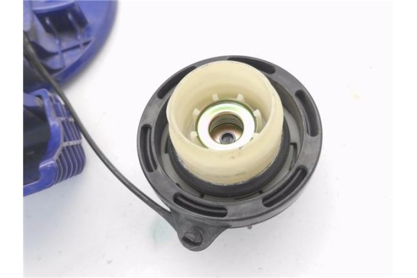 Recambio de tapa exterior combustible para kia picanto (sa) 1.1 active referencia OEM IAM 695101C000  