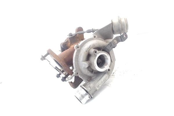 Recambio de turbo para renault master iii combi 2.3 l2h2 3,5t referencia OEM IAM H8200822404 7956371 