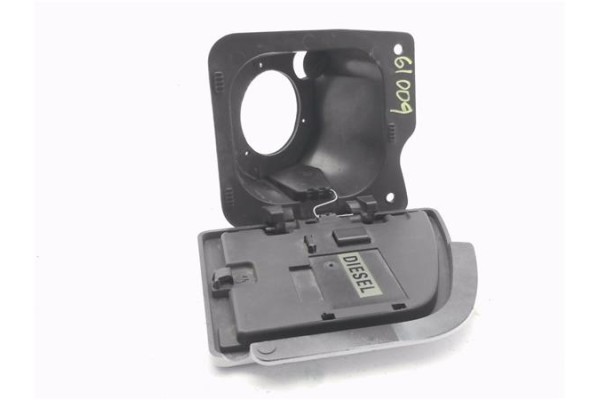 Recambio de tapa exterior combustible para renault master iii combi 2.3 l2h2 3,5t referencia OEM IAM 781200017R  