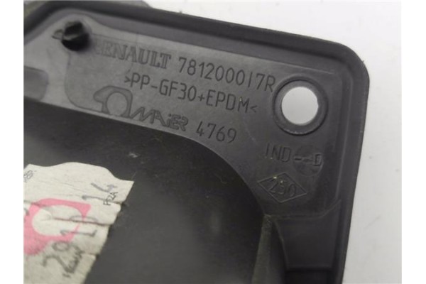 Recambio de tapa exterior combustible para renault master iii combi 2.3 l2h2 3,5t referencia OEM IAM 781200017R  