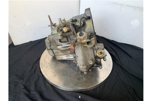 Recambio de caja cambios manual para citroen xantia berlina 3.0 v6 activa referencia OEM IAM 20LE47  