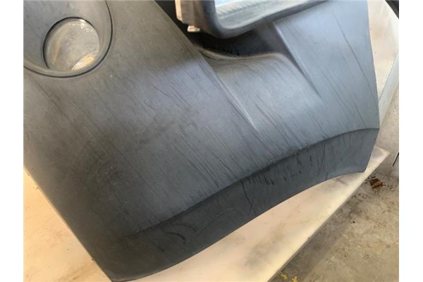 Recambio de paragolpes delantero para renault master iii combi 2.3 l2h2 3,5t referencia OEM IAM 620220006R EL017673 