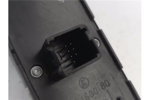 Recambio de mando elevalunas delantero izquierdo para ford focus ii ranchera familiar (daw_) 1.8 tdci referencia OEM IAM 7M5T145