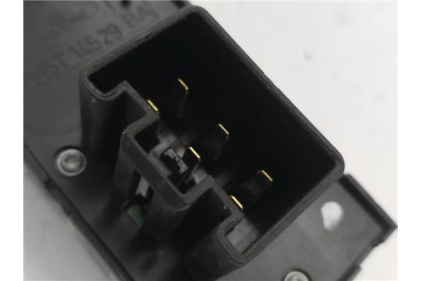 Recambio de mando elevalunas delantero izquierdo para ford focus ii ranchera familiar (daw_) 1.8 tdci referencia OEM IAM 7M5T145