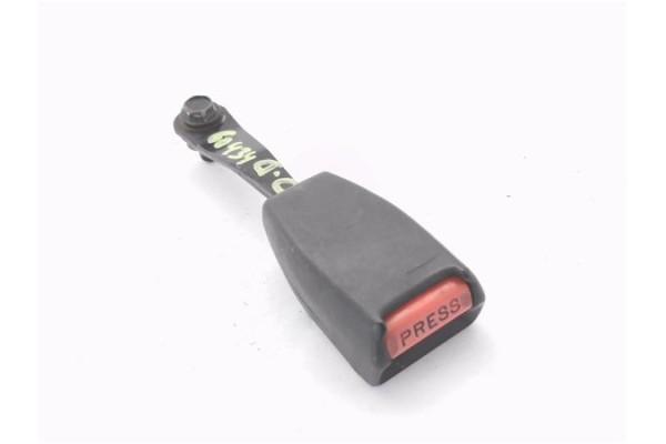 Recambio de anclaje cinturon delantero derecho para suzuki vitara (se/sf/et) 1.9 td largo lujo referencia OEM IAM A3461523  