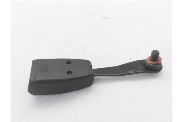 Recambio de anclaje cinturon delantero derecho para suzuki vitara (se/sf/et) 1.9 td largo lujo referencia OEM IAM A3461523  