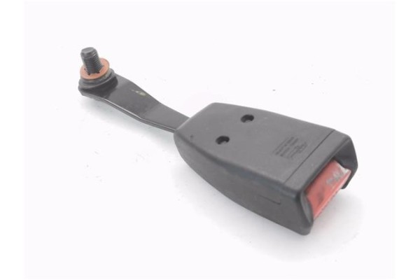 Recambio de anclaje cinturon delantero derecho para suzuki vitara (se/sf/et) 1.9 td largo lujo referencia OEM IAM A3461523  