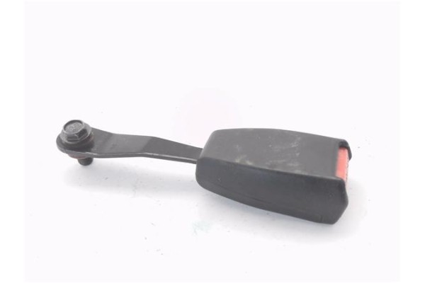 Recambio de anclaje cinturon delantero izquierdo para suzuki vitara (se/sf/et) 1.9 td largo lujo referencia OEM IAM A3461523  