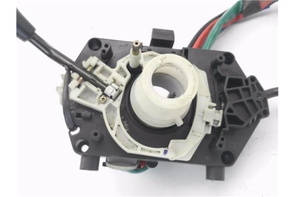 Recambio de mando intermitencia para suzuki vitara (se/sf/et) 1.9 td largo lujo referencia OEM IAM 3740077EE 17B216 