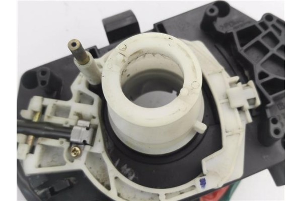 Recambio de mando intermitencia para suzuki vitara (se/sf/et) 1.9 td largo lujo referencia OEM IAM 3740077EE 17B216 